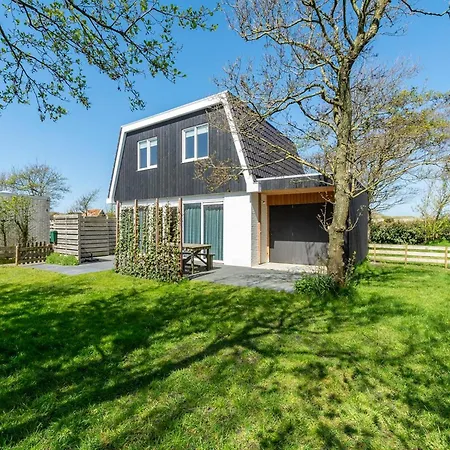 With Jacuzzi Feriehus Callantsoog